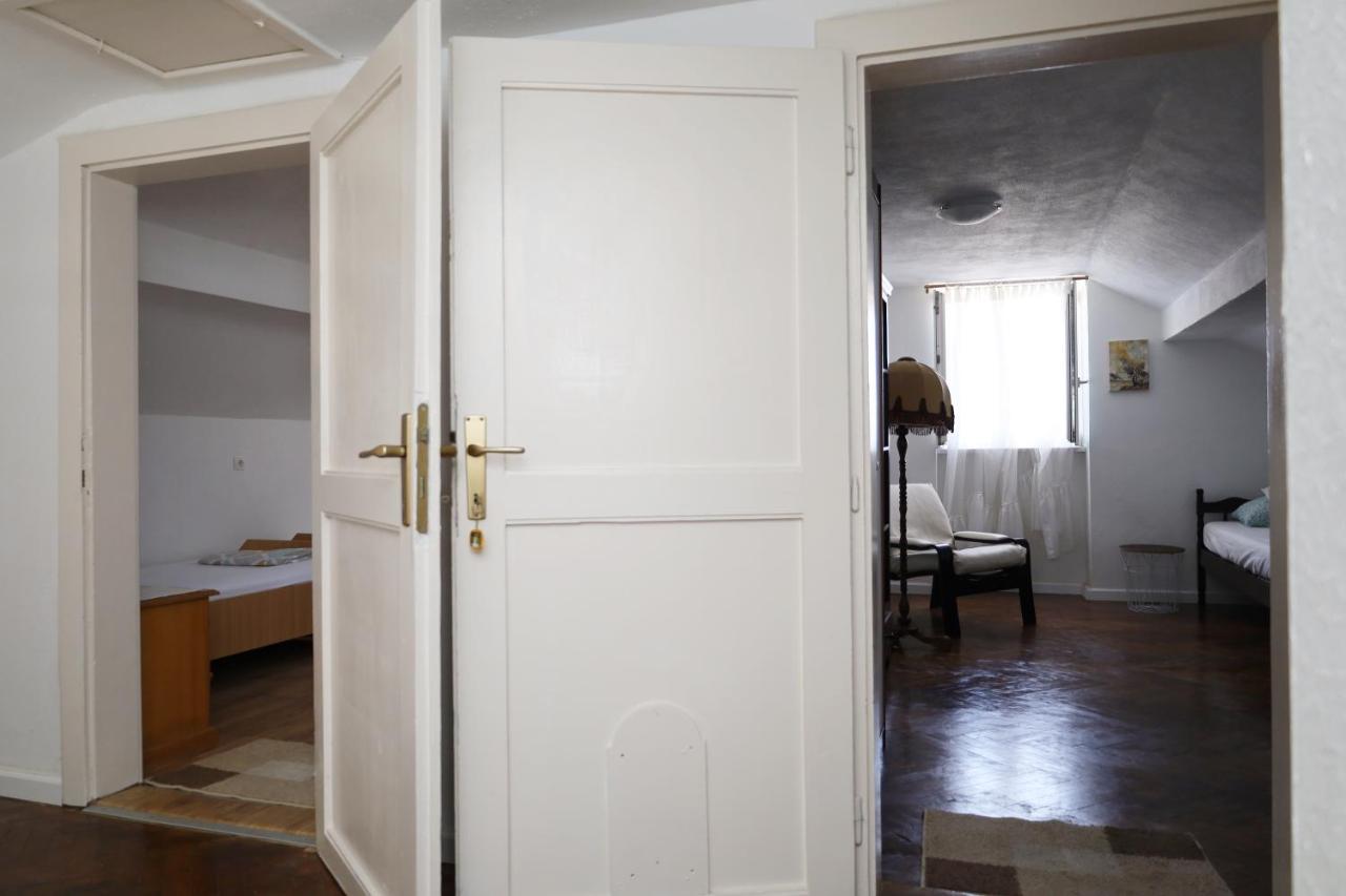 Apartman Dajana Supetar Exterior foto