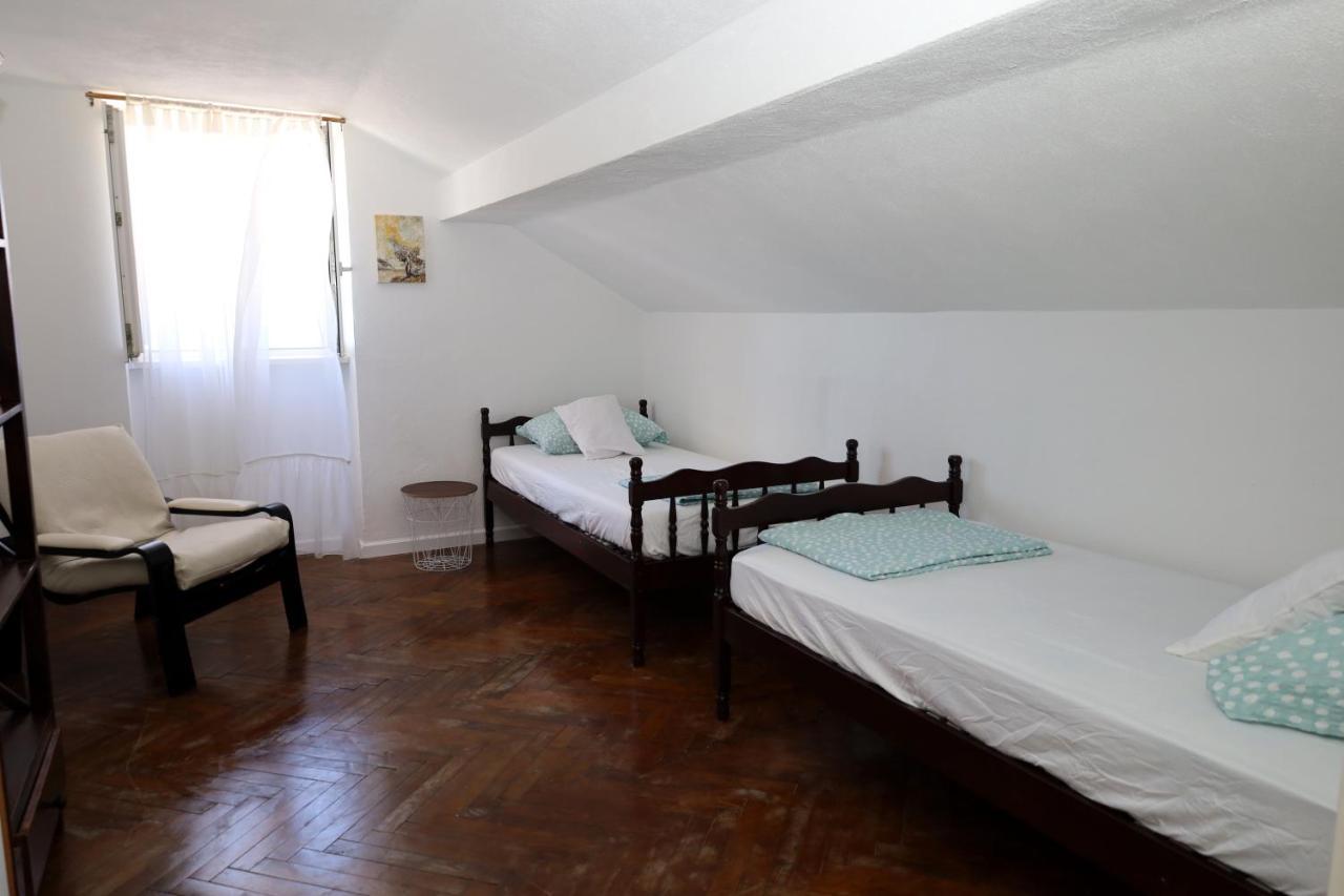 Apartman Dajana Supetar Exterior foto
